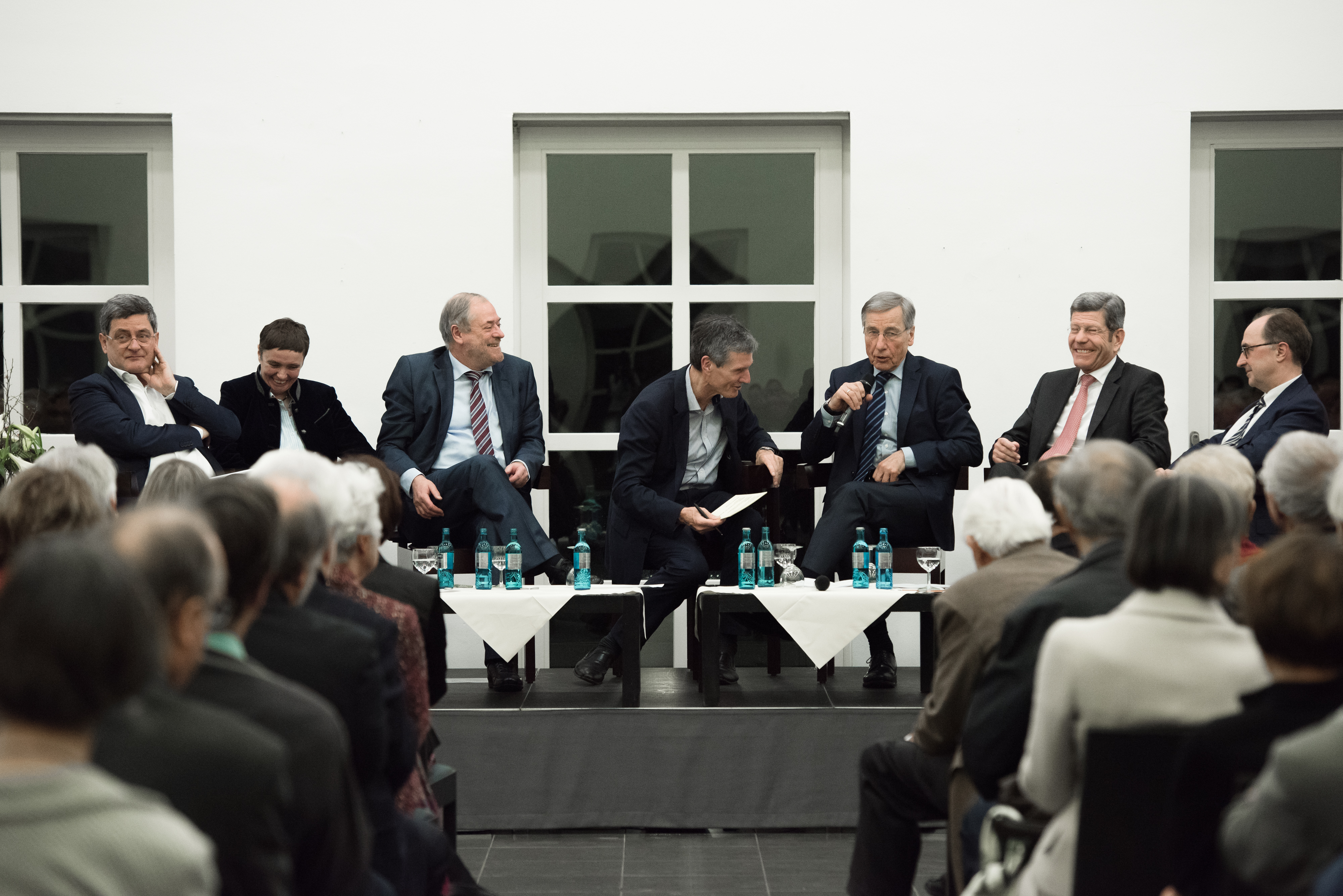 Discussion forum (left to right) with Tichy, Welter, Zimmermann, Dudenhöffer, Clement, Mattes, Lehr